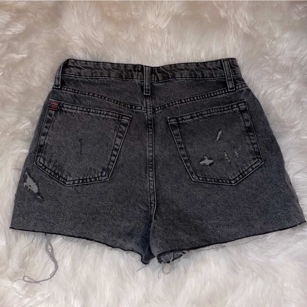 BDG Urban Outfitters Women's High-Waisted Summer Cutoff Black Denim Shorts - Picture 4 of 7
